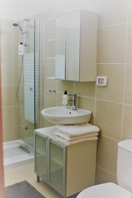 Tlv Suites By The Sea - 2 Rooms Τελ Αβίβ Εξωτερικό φωτογραφία